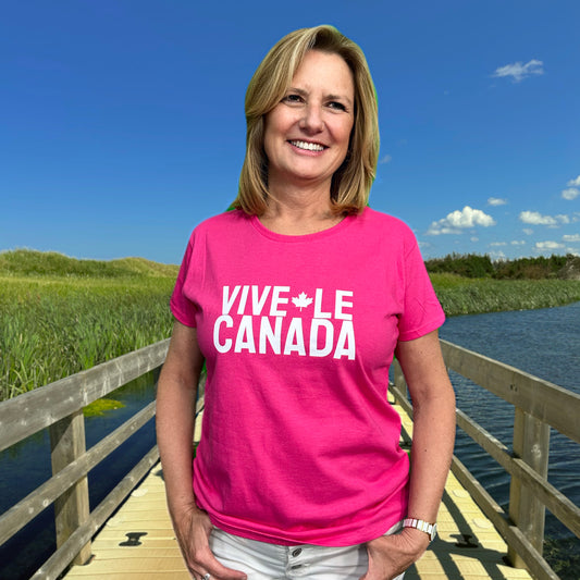 VIVE LE CANADA Women's Fit T-Shirt