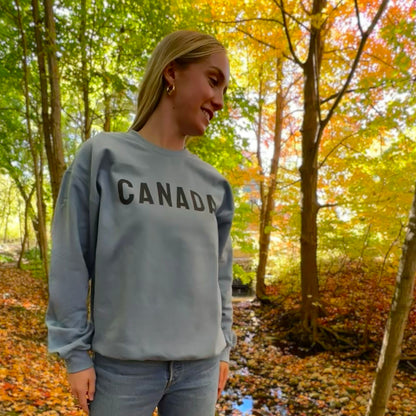 NEW CANADA Crew Sweatshirt